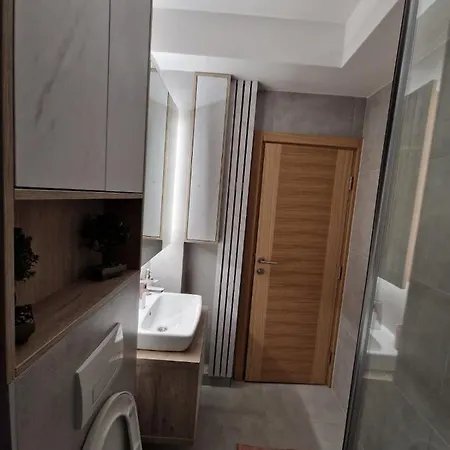 Arena Lux Apartment Белград Екстериор снимка